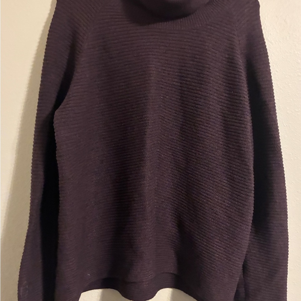 KUHL brand Women's Deep berry colored  Cowl Neck ribbed Sweater. Women’s size xl